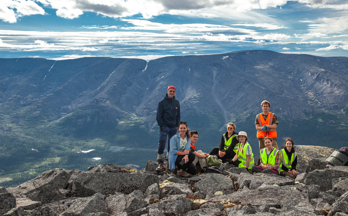На вершине г. Рисчорр. Автор фото: Е. Гаранкина.