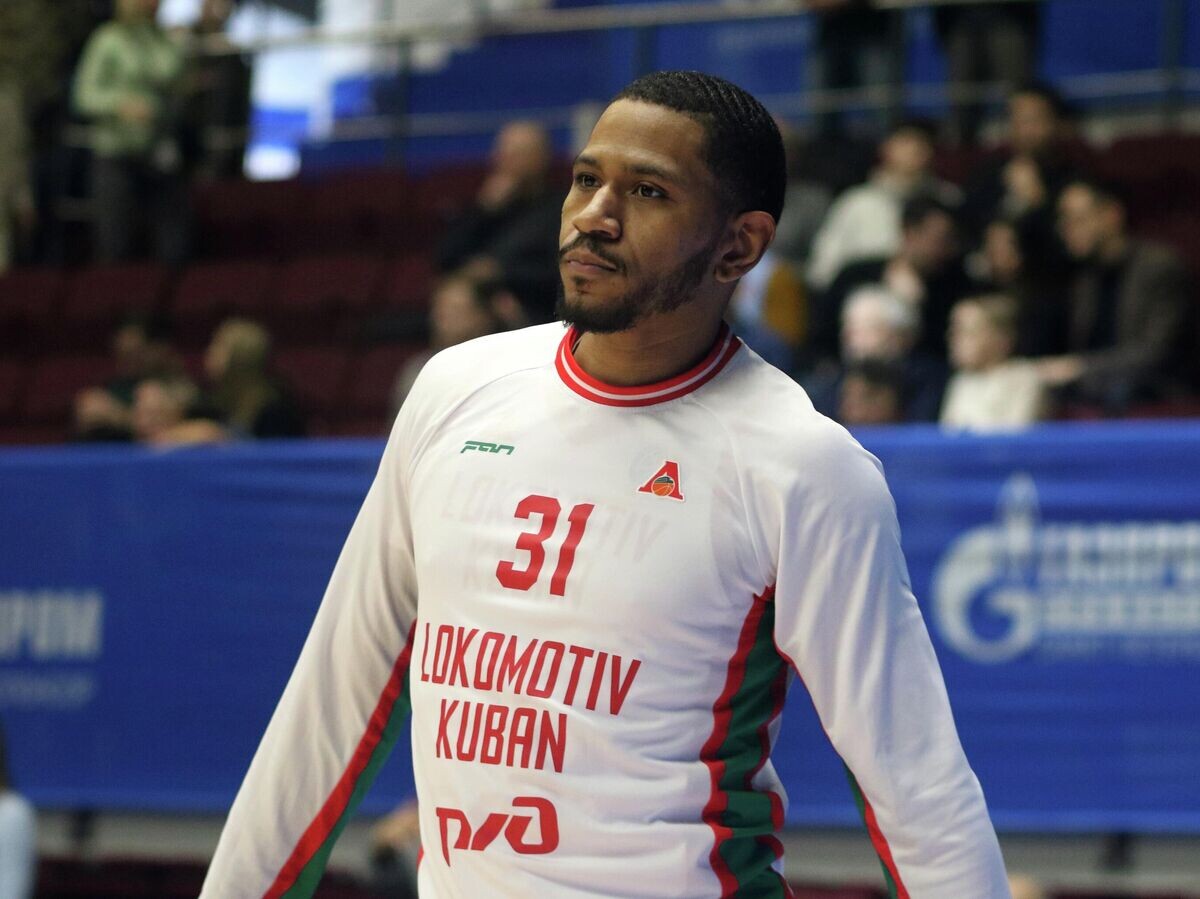    Баскетболист Карвел Андерсон© Getty Images / SOPA Images/Maksim Konstantinov