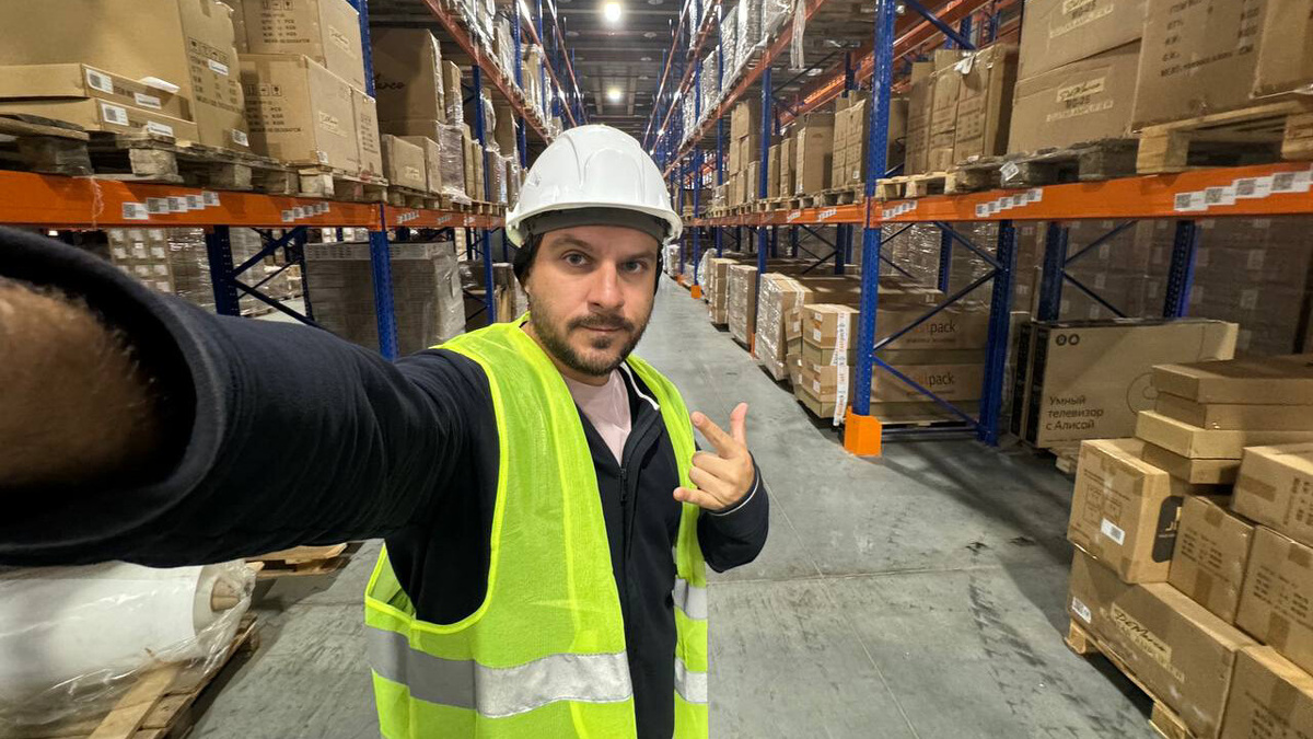 Сегодня у нас вторая сеть музыкальных магазинов в стране: 31 магазин, 10 эксклюзивных брендов, из них 8 собственных торговых марок