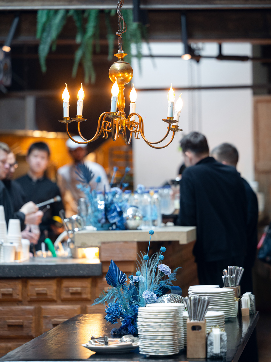 Ресторан с классным дизайном и кухней 