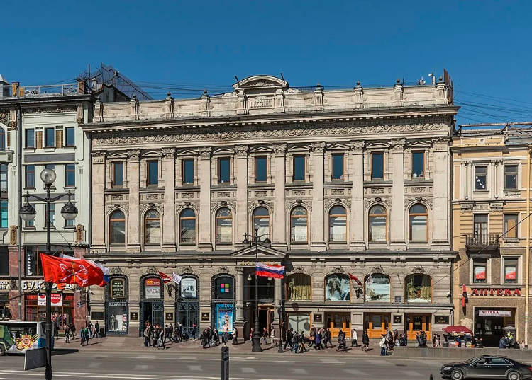 Современное здание "Пассажа"