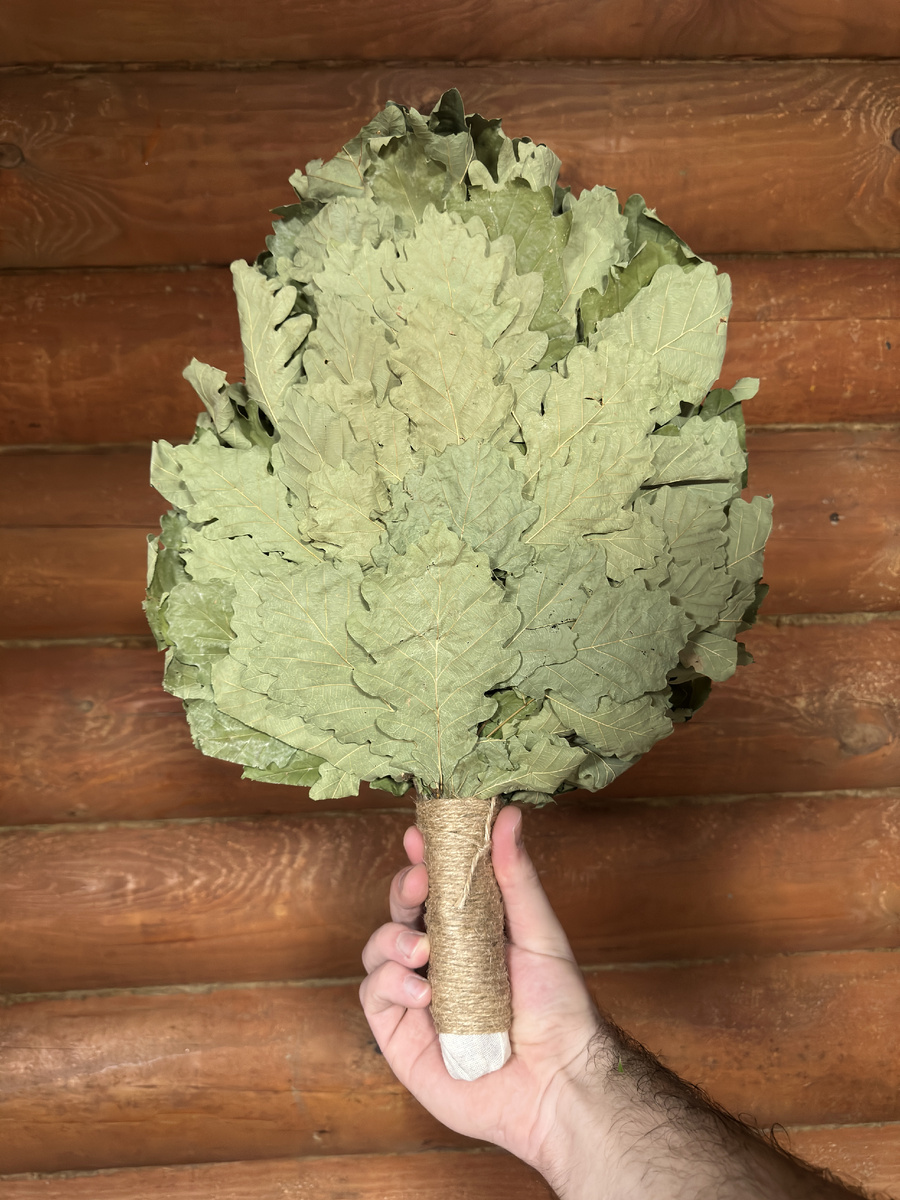 Отборный дубовый веник с закрытой ручкой от Dubvenik