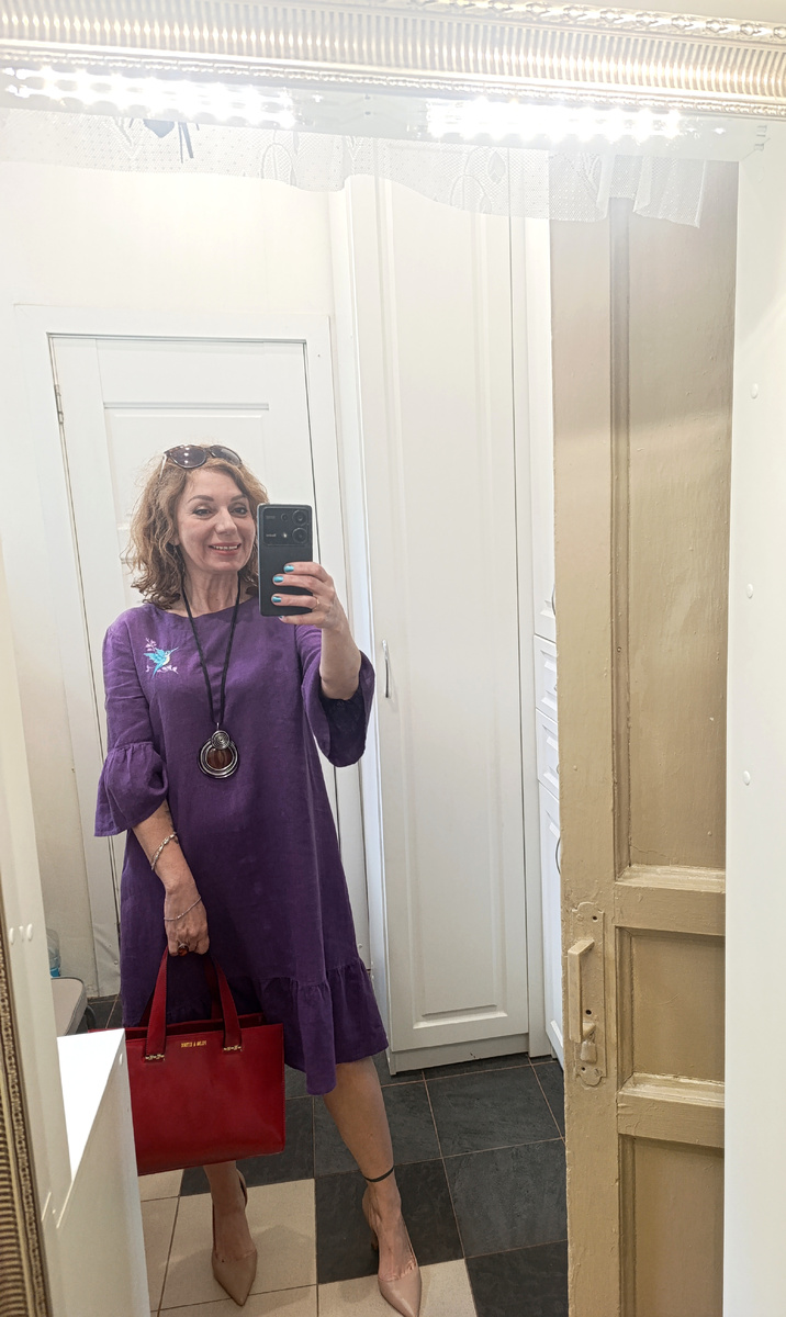 Телефон надо чистить, похоже. Мутно стало.