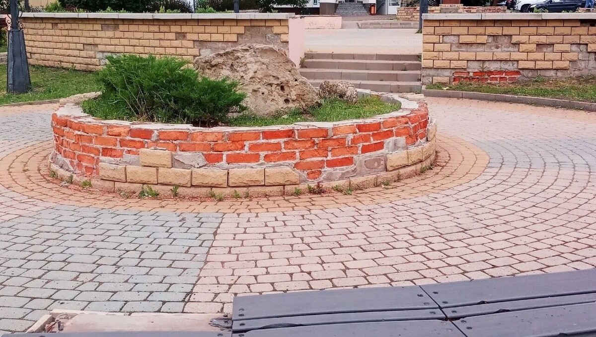     Источник: страница Вячеслава Гладкова