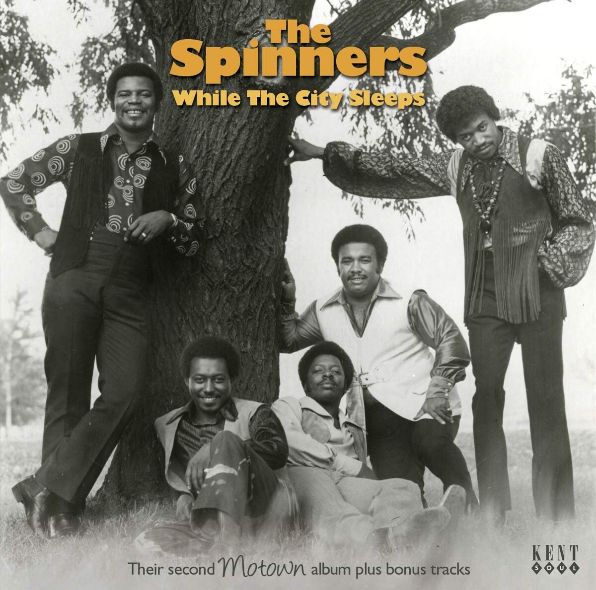 The Spinners - While The City Sleeps - второй для Motown альбом