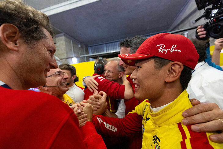 Листайте вправо, чтобы увидеть больше изображений