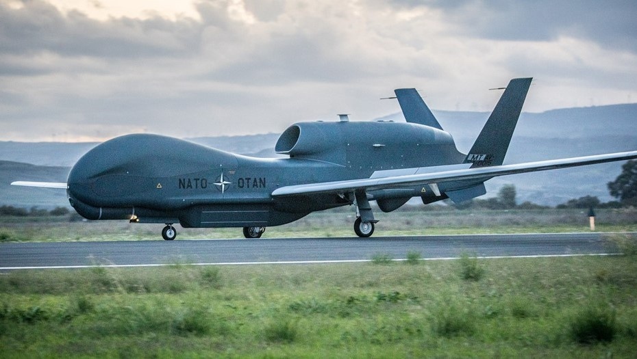    Беспилотный самолёт-разведчик НАТО RQ-4D Phoenix. Автор фото: ВВС Финляндии/командование ВВС НАТО