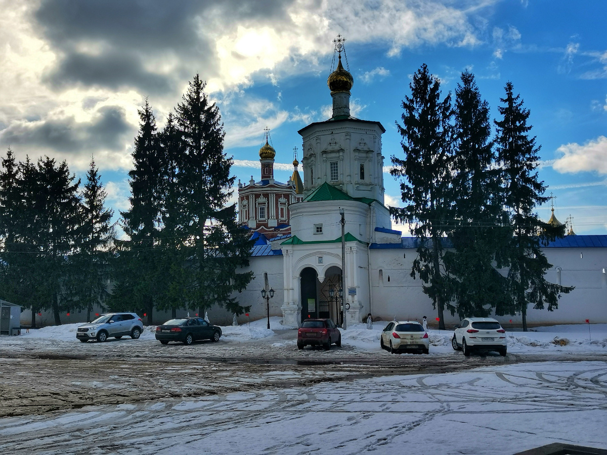 Солотча, Рождество-Богородицкий монастырь