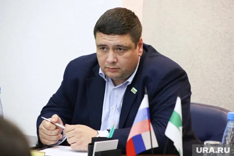 Председатель курганской общественной палаты Белоусов получил благодарность от Путина. Фото: Екатерина Сычкова © URA.RU