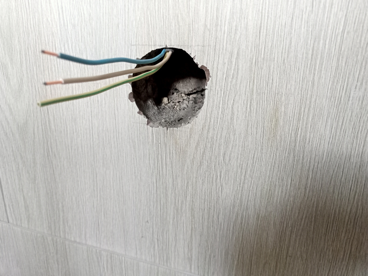 Тут будет розетка