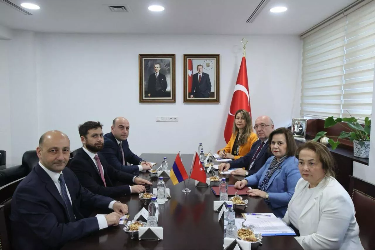 © Photo : press office of MFA of RA