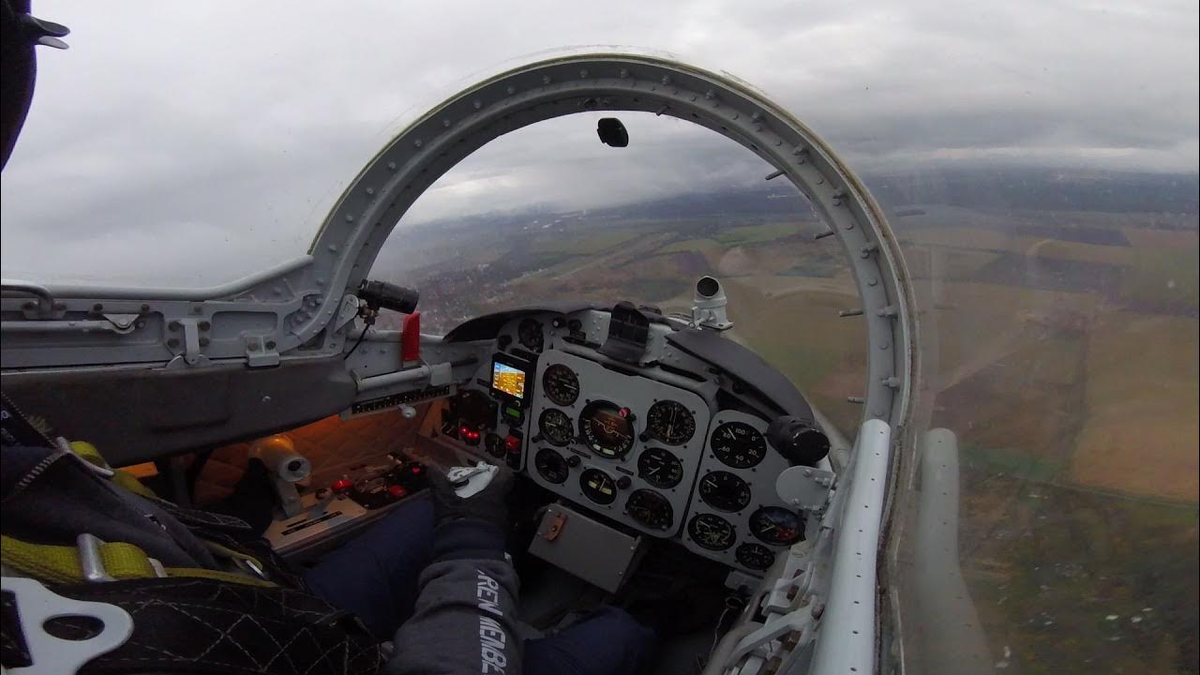 Л-29. Фото из Яндекса. Спасибо автору. 