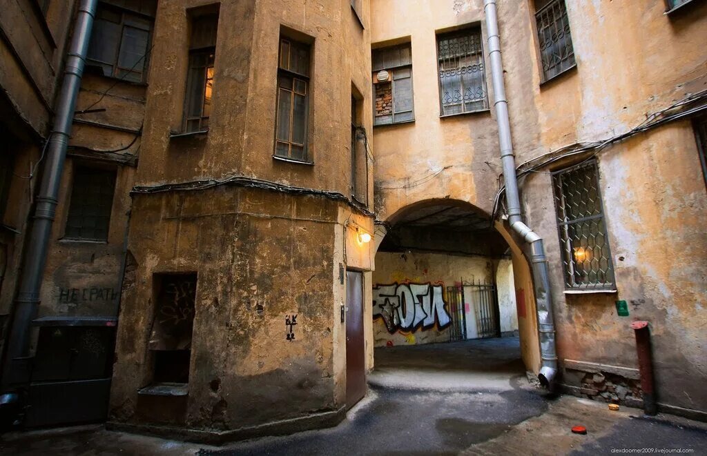 Фото с https://ru.pinterest.com/urkomugiii/petersburg/