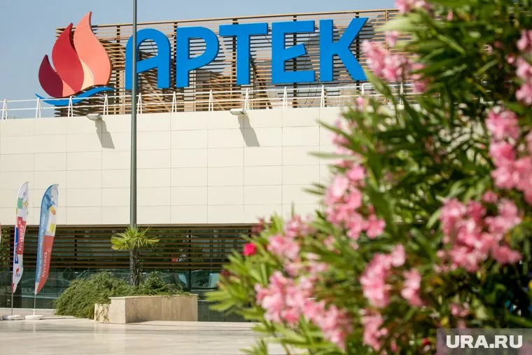 Легендарный международный детский центр «Артек» отмечает столетний юбилей
Фото: Владимир Андреев © URA.RU