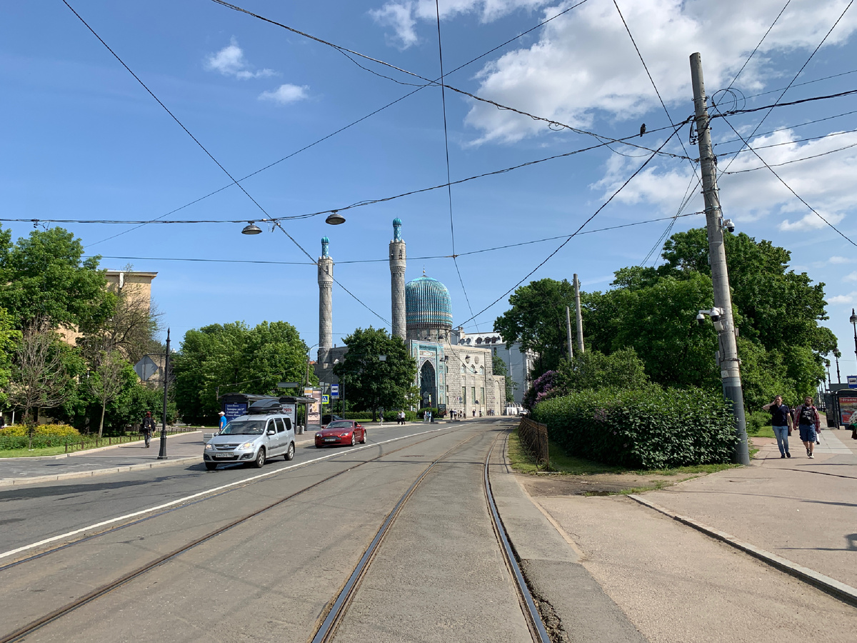 Соборная Мечеть Санкт-Петербурга - туда тоже было бы интересно сходить. Фото автора