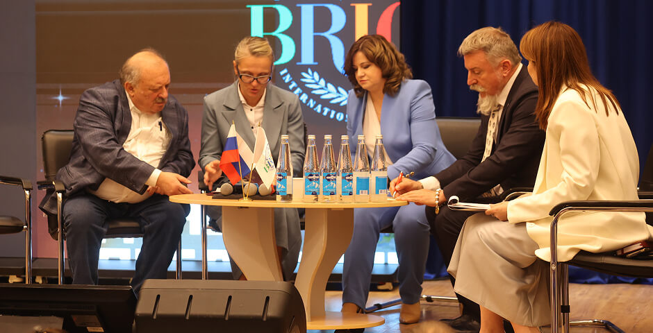 Фото: пресс-служба Международного консорциума BRICS
