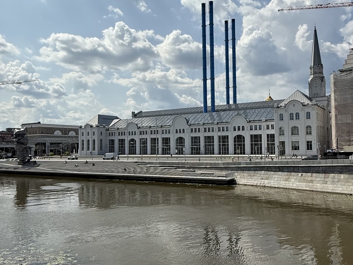 Фото автора канала. Дом культуры «ГЭС-2».