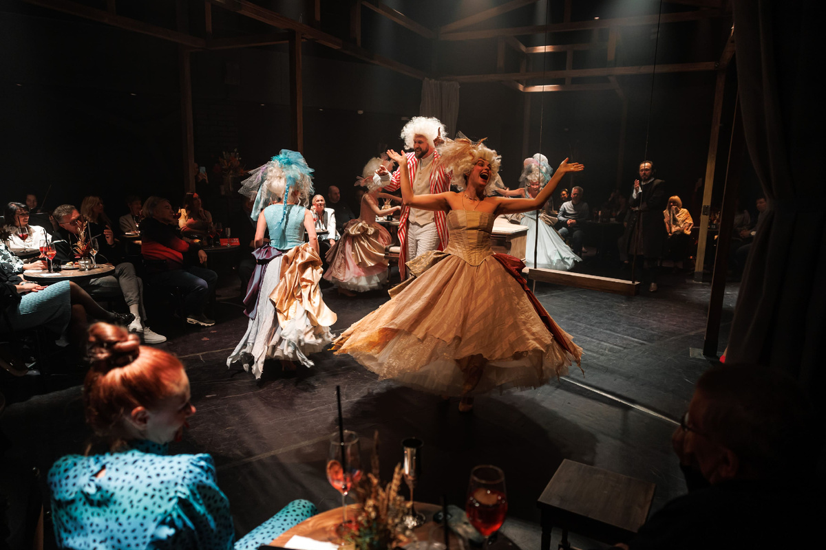 Источник фото - https://sibdrama.ru/events/malenkie-tragedii