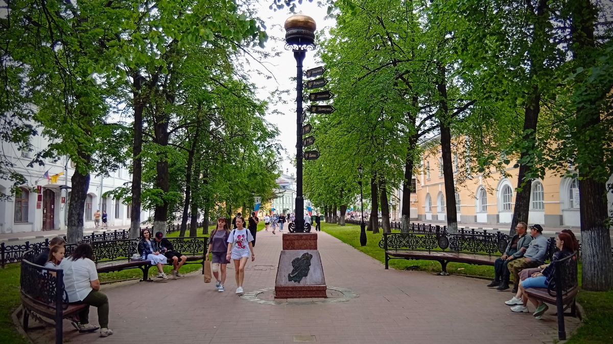 Символ-знак «Нулевой километр Золотого кольца». Фото из личного архива автора.