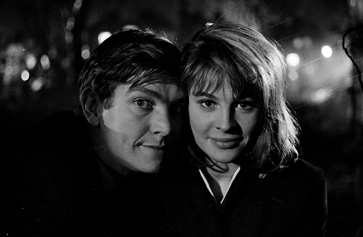 Том Кортни и Джули Кристи в фильме "Билли-лжец" (реж. Джон Шлезингер, 1963)