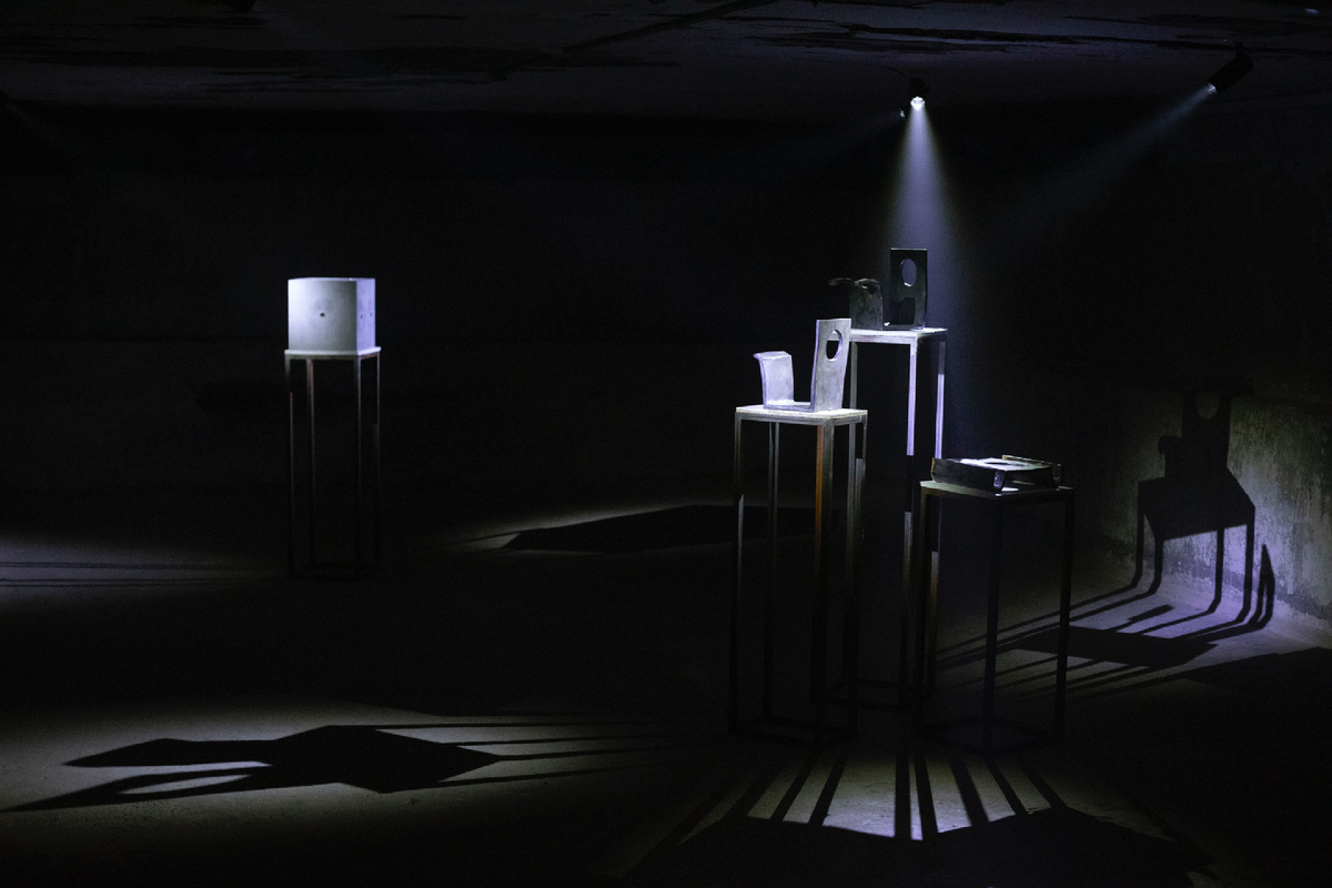 Выставка «350 и 5», галерея «Бомба»