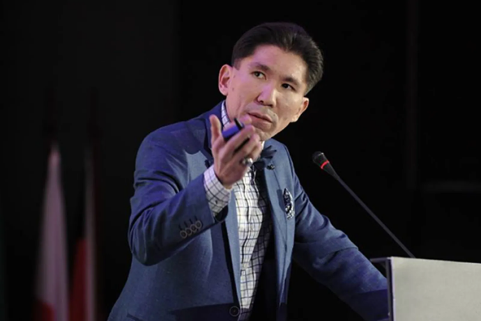    Досым Сатпаев - источник фото: kapital.kz