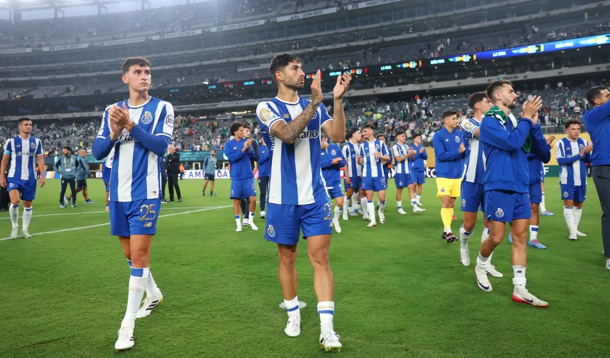 Игроки "Порту" после матча с "Палмейрасом". Фото сайт fifa.com