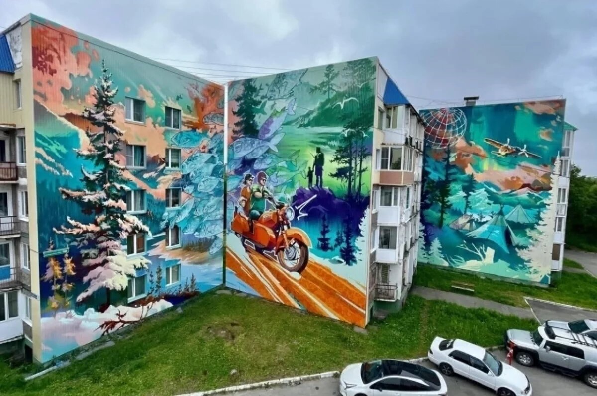    Художники приступили к первым муралам на торцах домов в Петропавловске