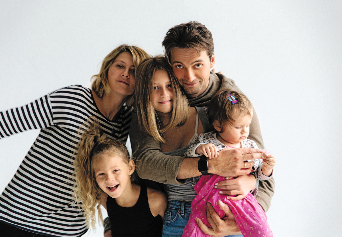 Счастливое семейство Колесниковых. Фото Яндекс.Картинки.