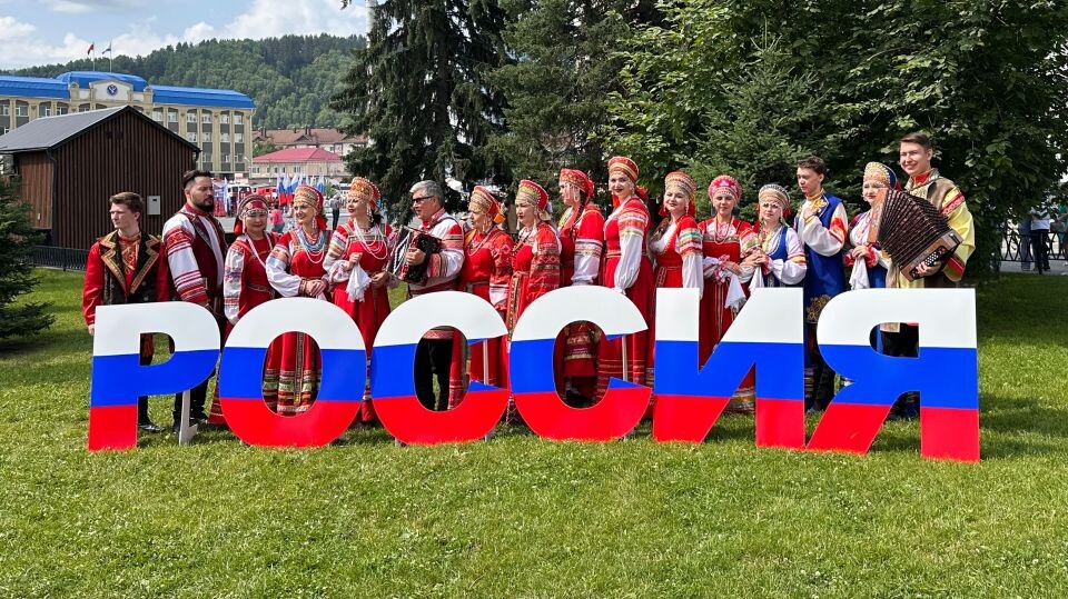    День России в Горно-Алтайске. Источник: Ева Кутульская