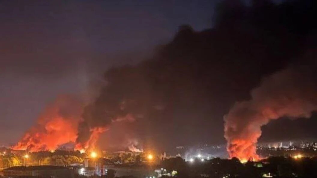    В Киеве вспыхнули пожары после мощной комбинированной атаки. Фото: Военкоры русской весны