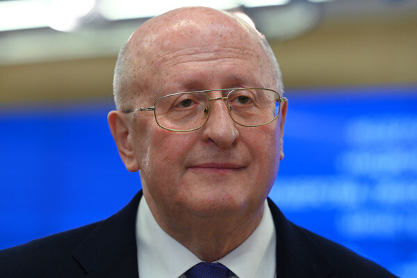 «Впервые нашли способ убрать метастазы». Академик Гинцбург — о новой вакцине от рака