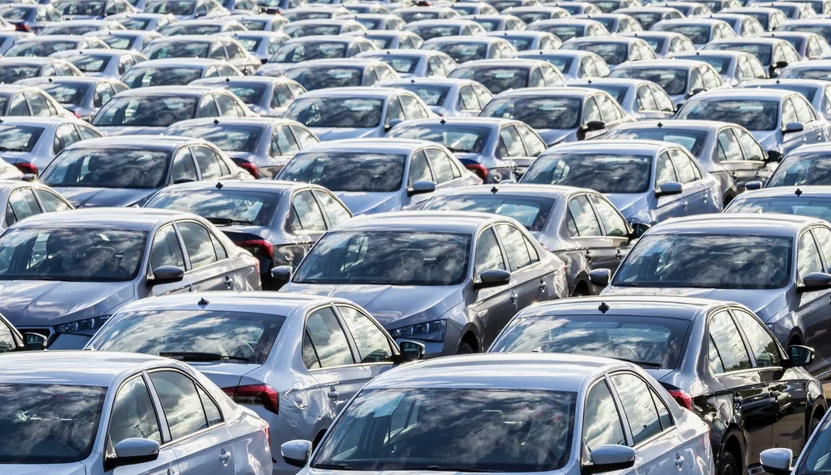 Авторынок РФ продолжает падение! Уже минус 40%. Zeekr, который «блокируют», по-прежнему лидер среди электричек...