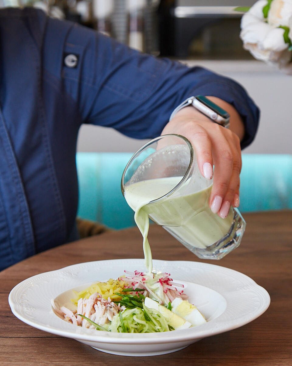 Окрошка на кефире