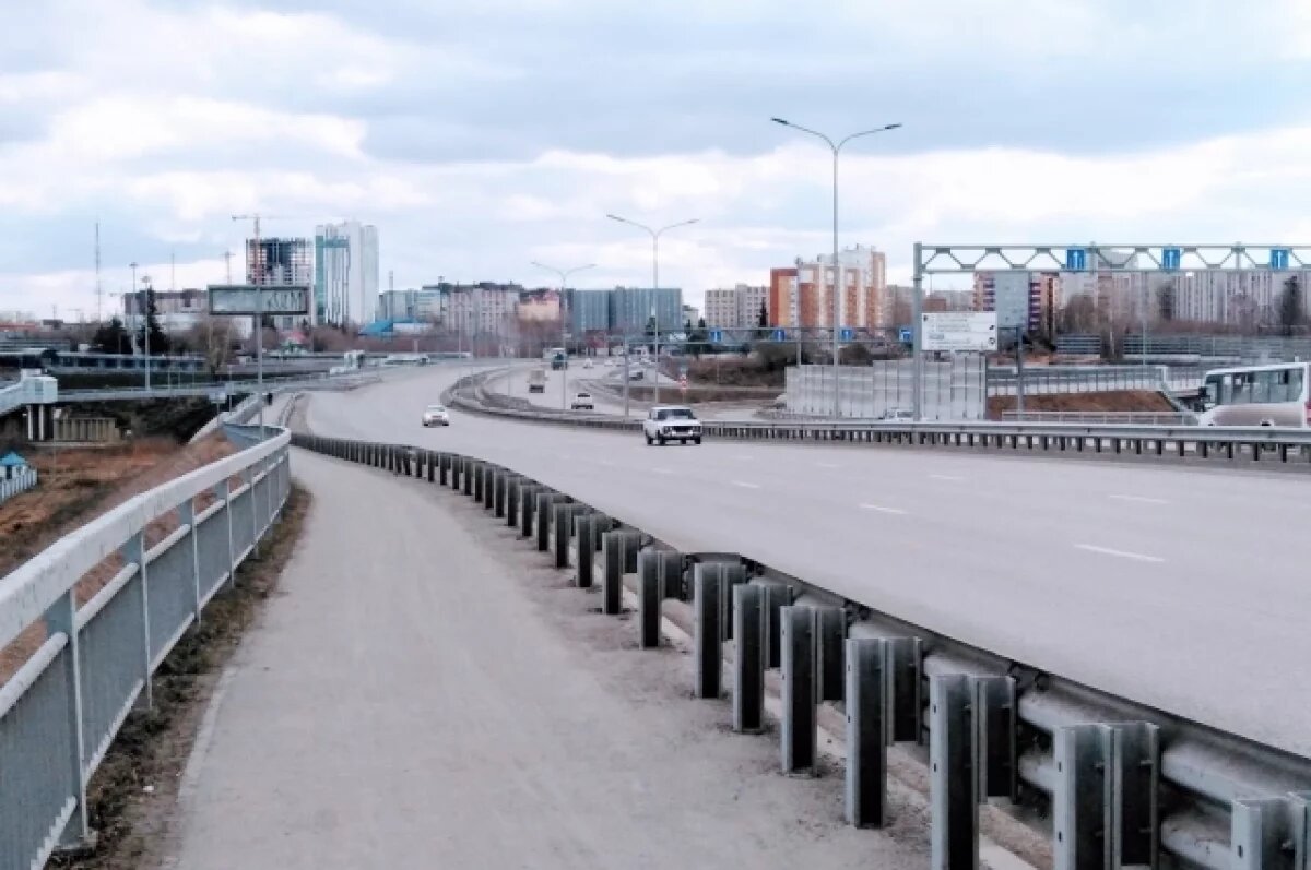    Новый асфальт и разметка: как продвигается дорожный ремонт в Тюмени