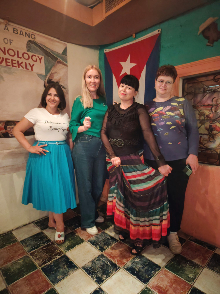 Отмечаем день блогера с коллегами-тревел блогерами в ресторане «O Cuba!»