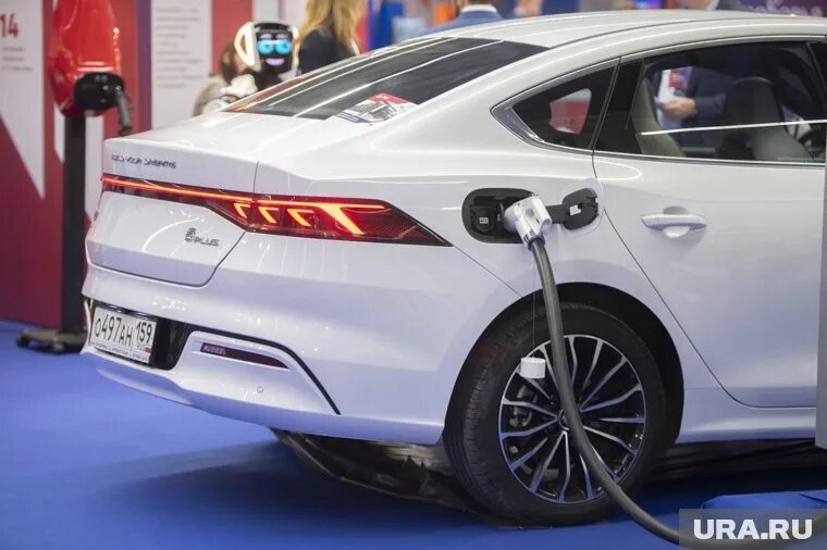 Миасский завод позволит без дефектов выпускать аккумуляторы для электрокаров. Фото: Сергей Русанов © URA.RU