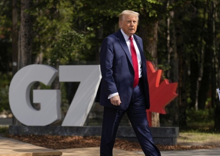    "Следите за новостями": Трамп досрочно покинул саммит G7