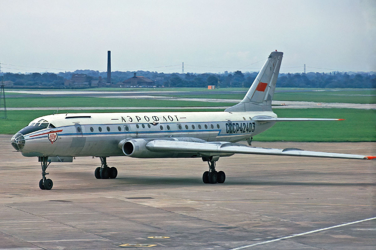Советский Ту-104.