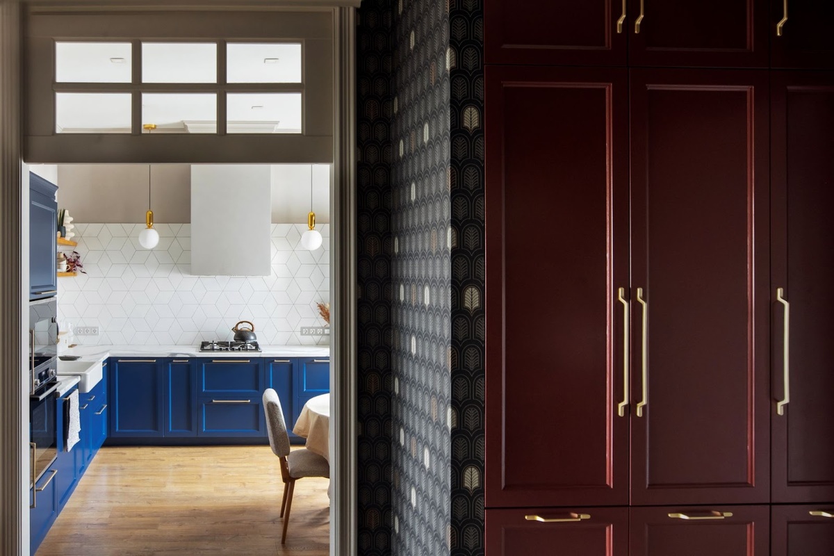 На фото: интерьер квартиры 127 кв.м в г. Ярославле. Дизайнер: Валерия Долгих; фотограф: Екатерина Худякова