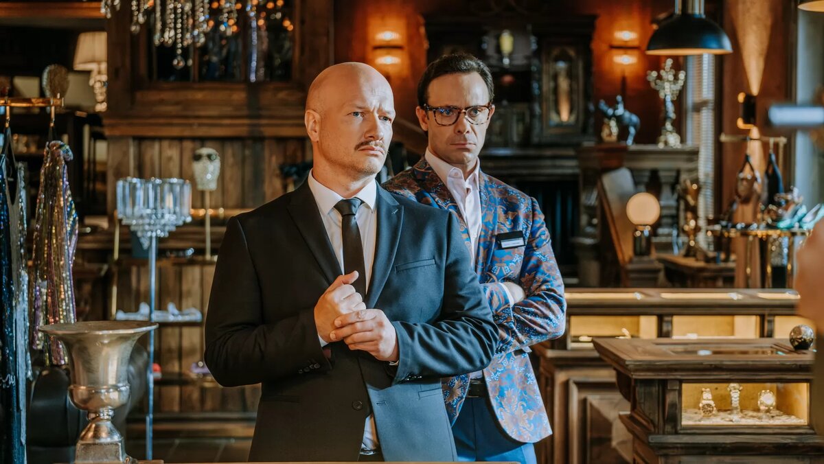 кадр из сериала "Положение вещей"