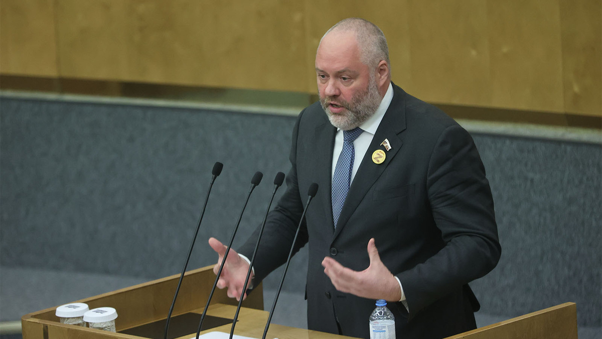 Депутаты предложили запретить полностью МФО, а заемщикам простить долги