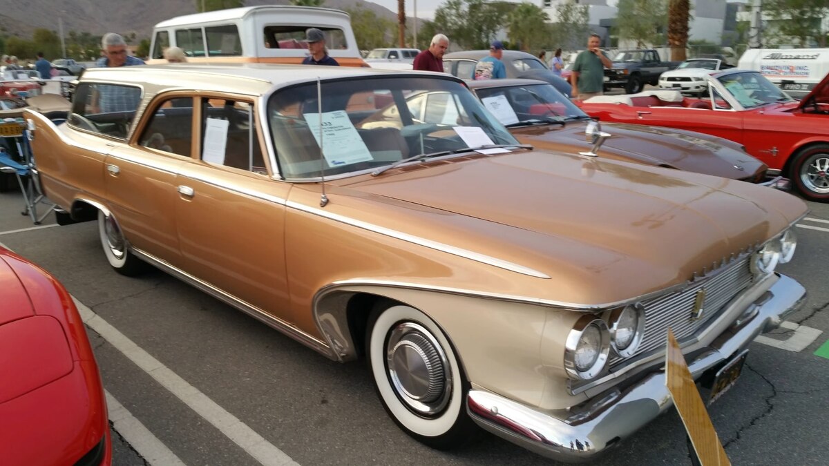 Plymouth Sport Suburban 1960 года