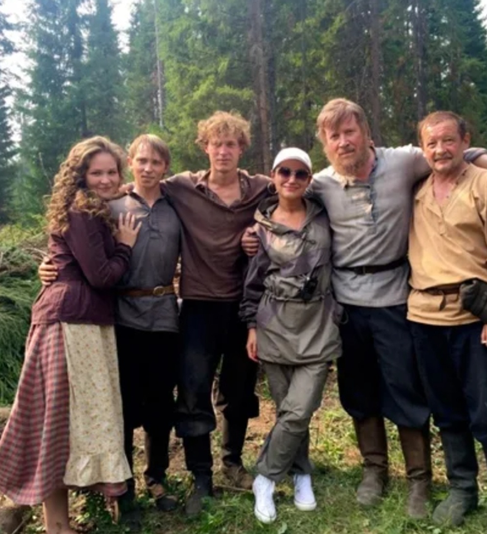 Кадр со съёмок вместе с режиссёром