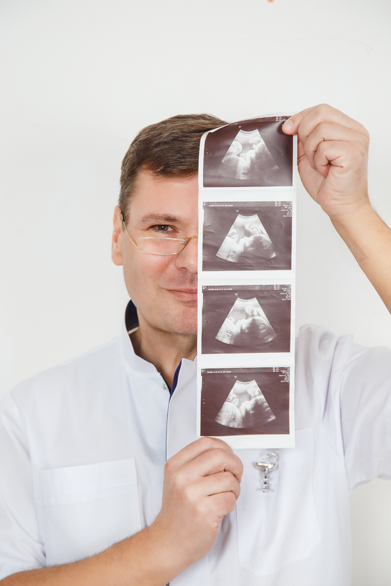 Алексей Викторович Сахно, я — главный врач Балтийского института репродуктологии человека в Санкт-Петербурге