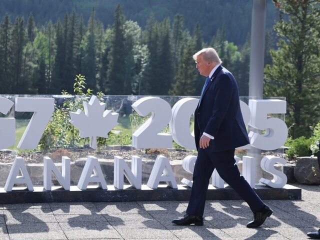    Фото: ТАСС/EPA/POOL/LUDOVIC MARIN