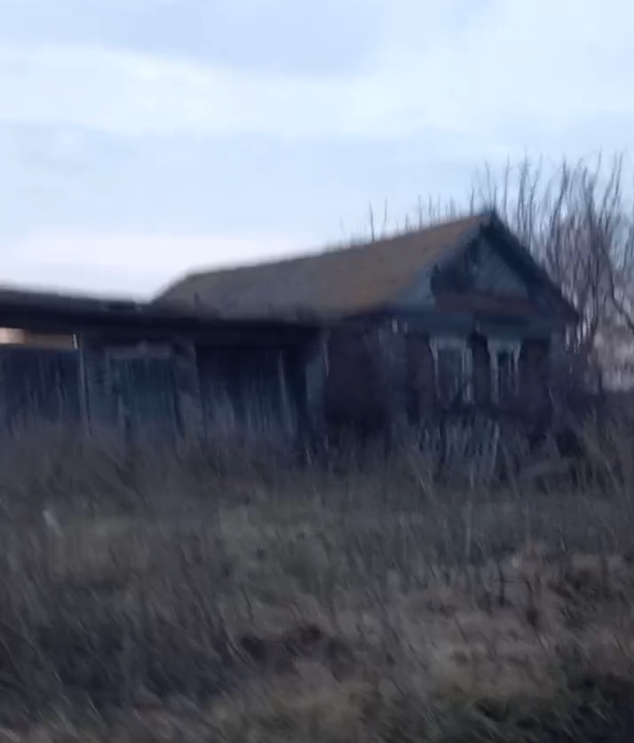 На каждой улице можно увидеть пустые дома.