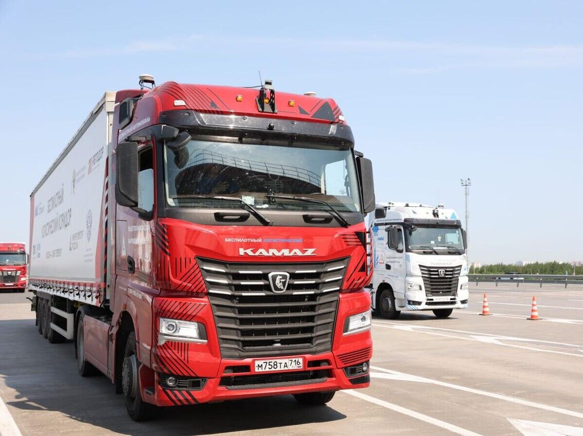    Беспилотный грузовик КАМАЗ 5490 "Маяк-2"© Фото : ПАО "КАМАЗ"