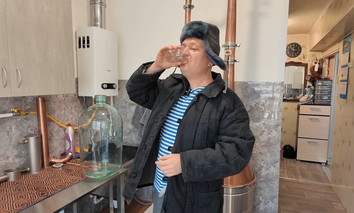 Фото с канала: Самогонщик Витальсон