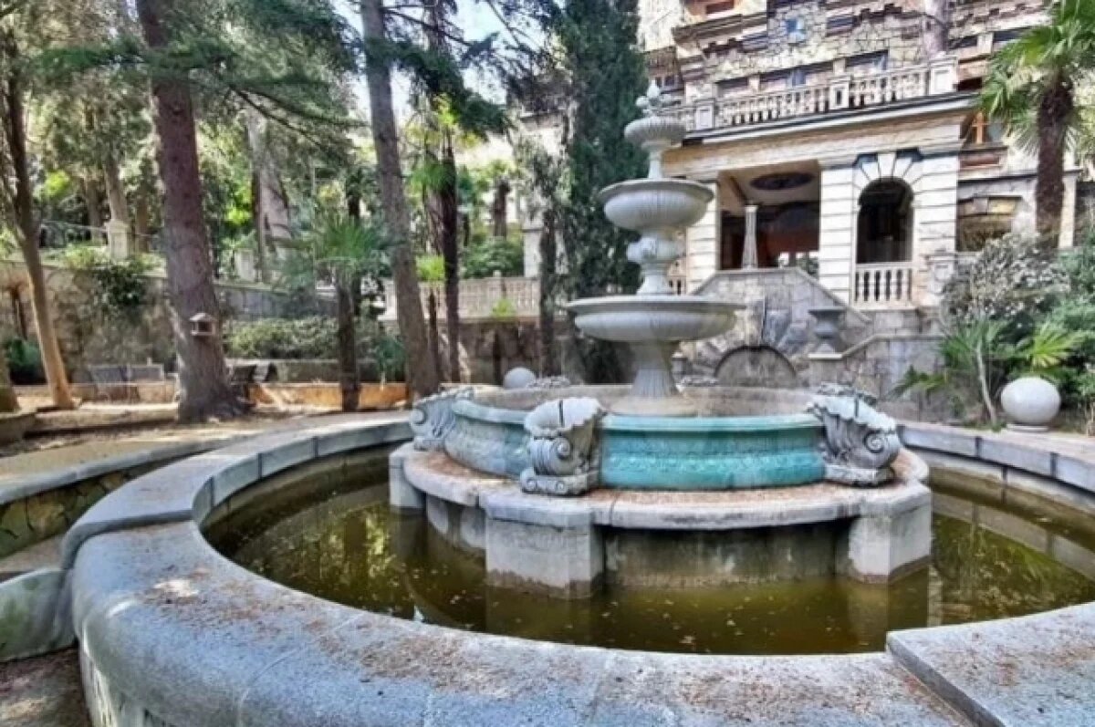    В Ялте выставили на продажу построенный в конце XIX века особняк за 718 млн